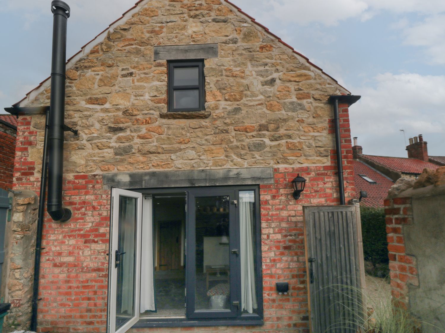 Kirkbymoorside Holiday Cottages Book self catering