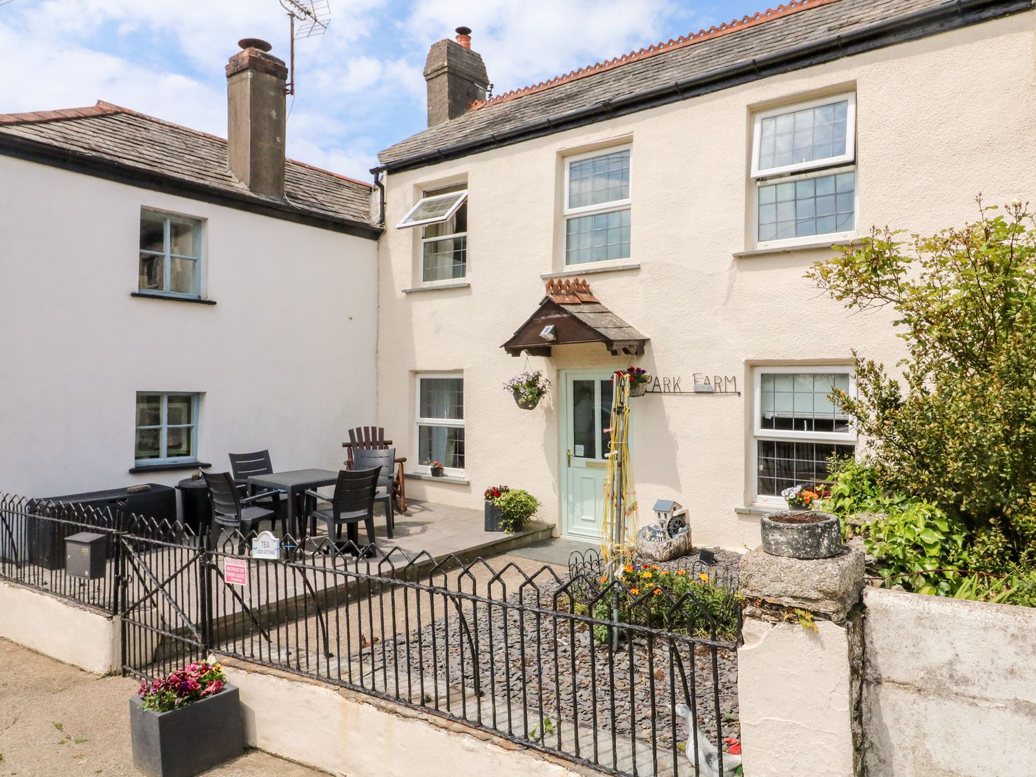 Park Farm, Marhamchurch Holiday Cottage Bird Spot