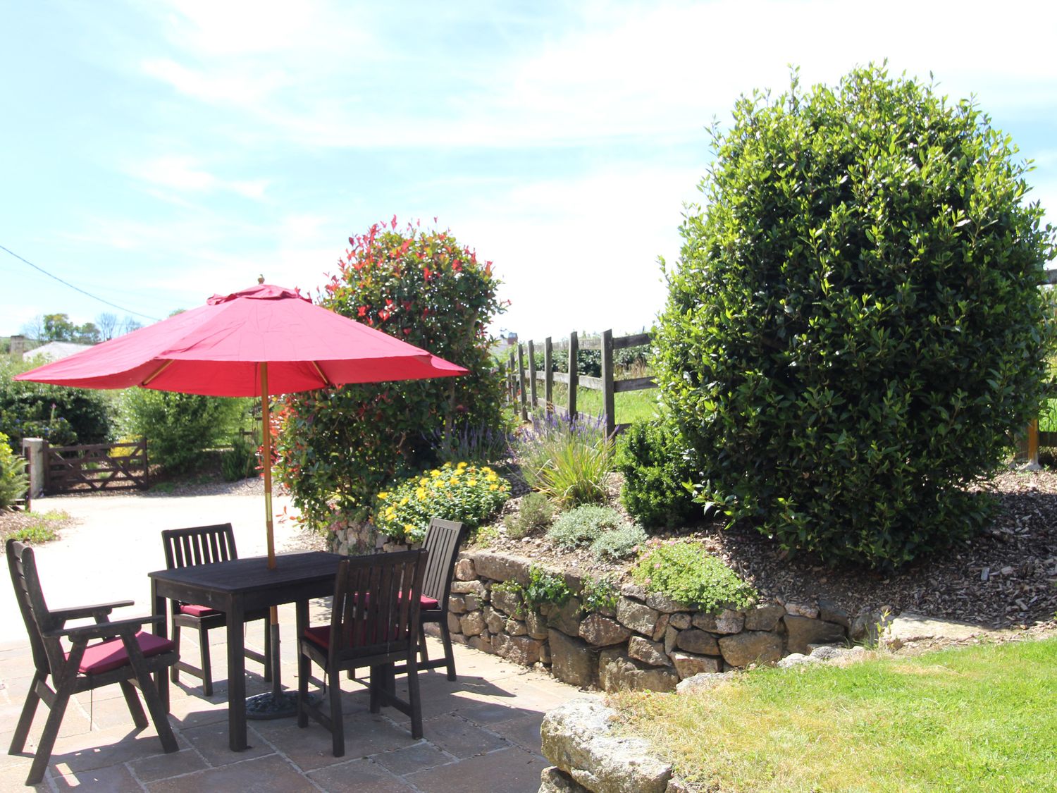 Sunnywell                     photo 27