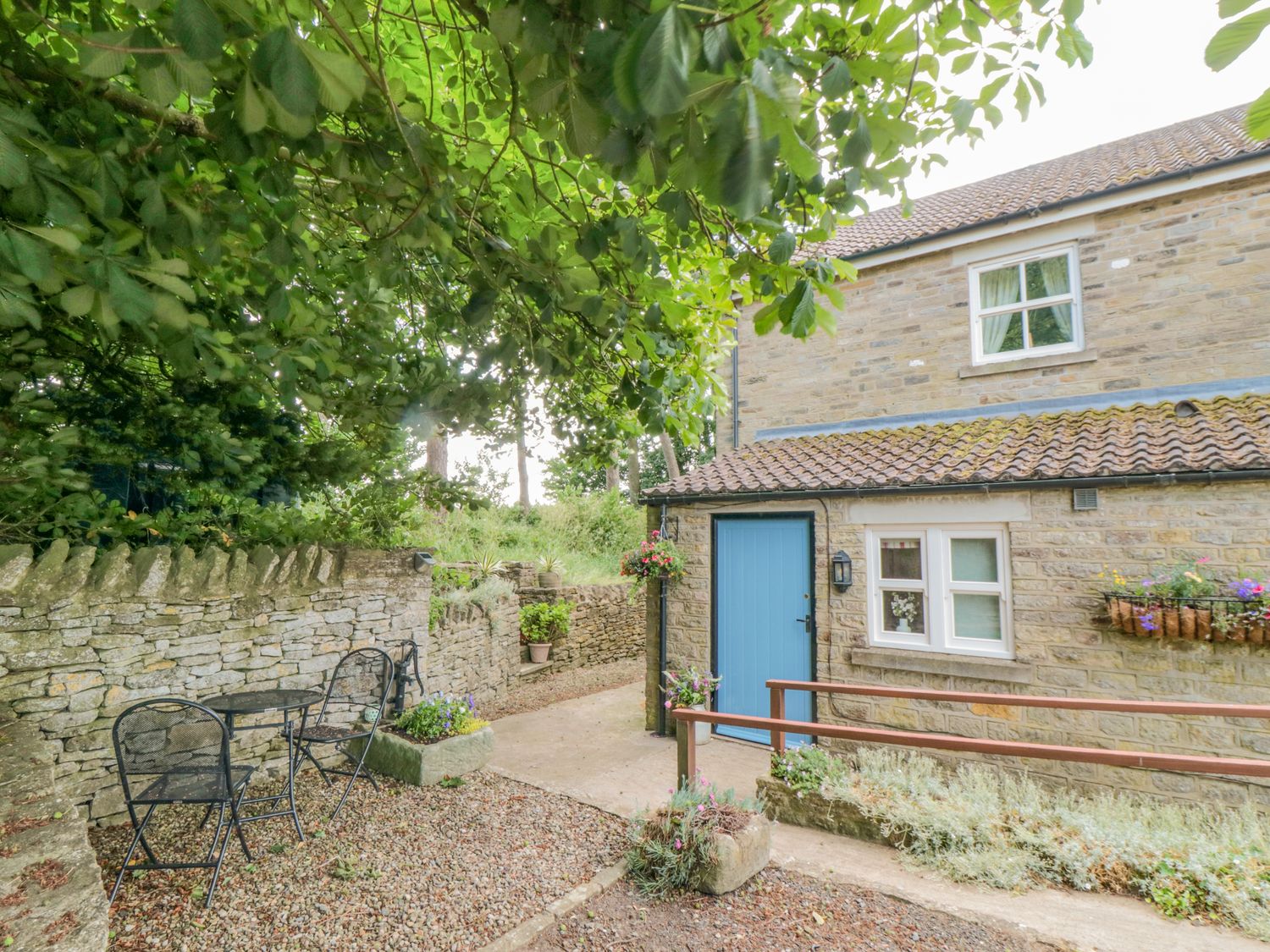 Sawdon Heights Holiday Cottage in Sawdon ( Ref 982982 ) Holiday cottage near Scarborough - Accommodation sleeps 6 people