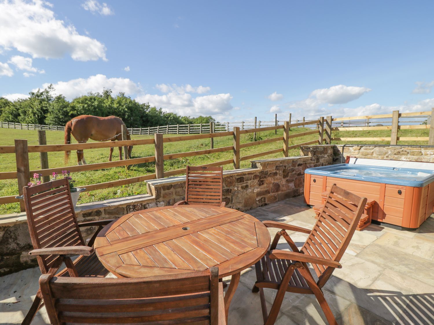 Lake Farm Cottage ( Ref 983716 ) Eavestone Holiday Home near Pateley Bridge North Yorkshire