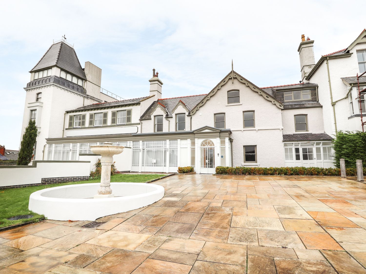 33 Deganwy Castle - North Wales - 985611 - photo 1