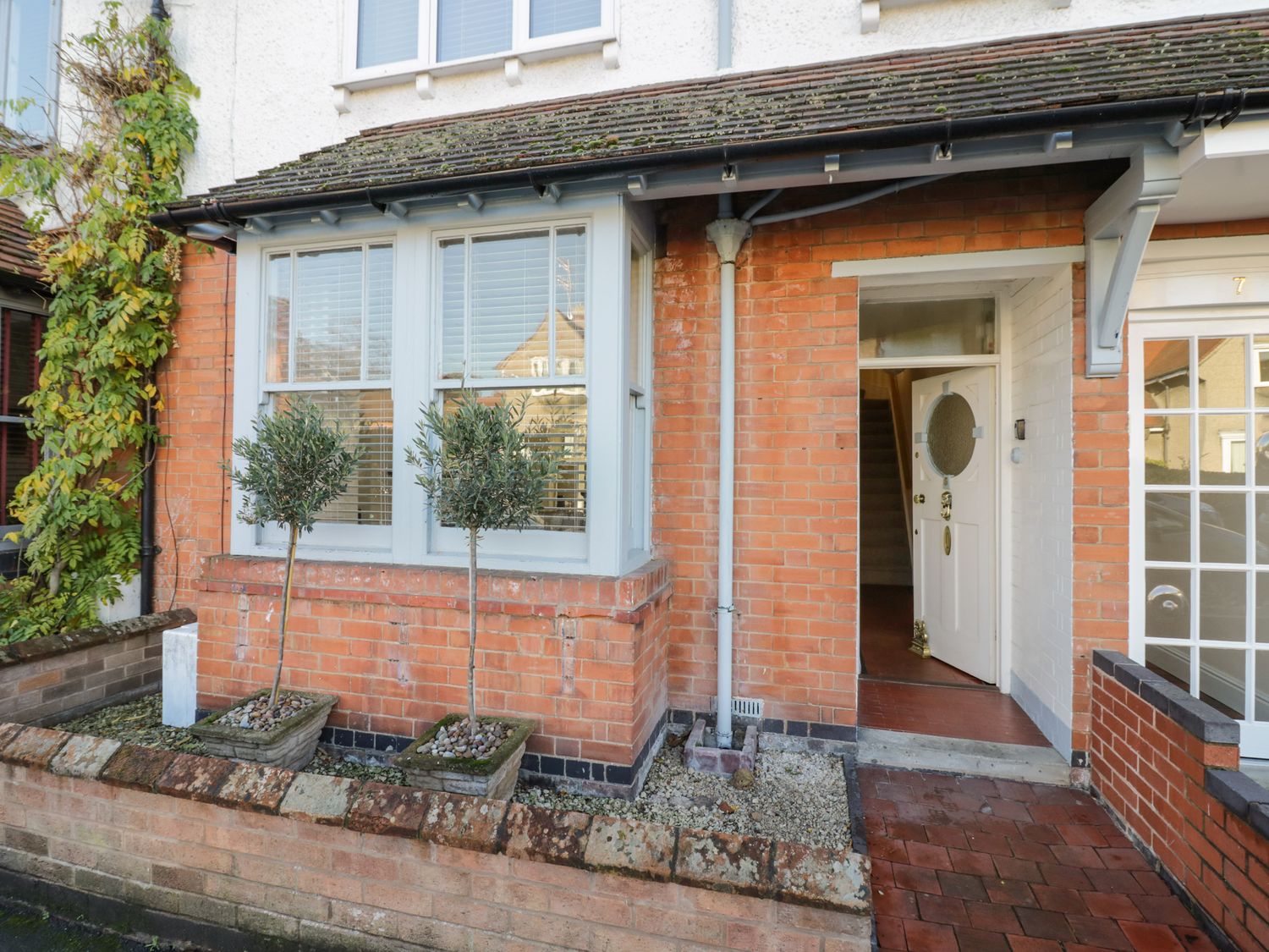 5 Albany Road photo 2