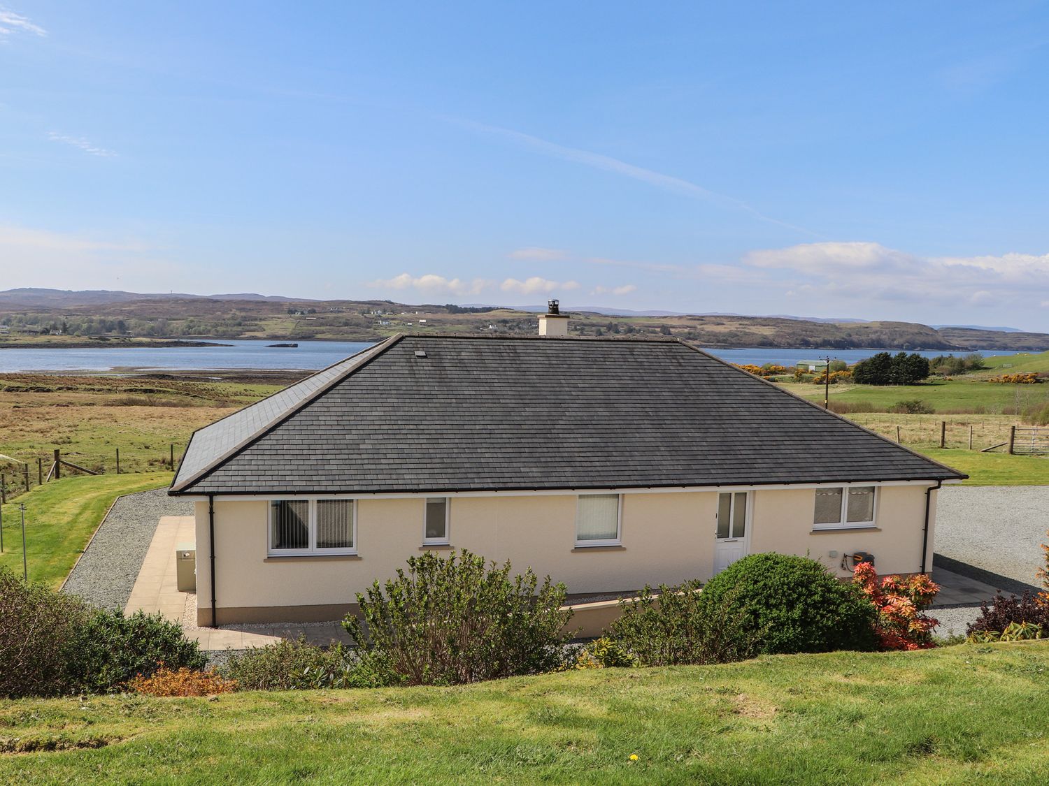Burnside Cottage - Scottish Highlands - 988419 - photo 1