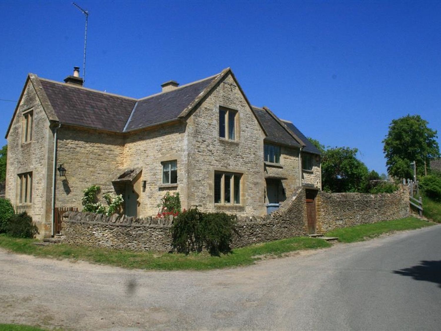 Hillside Cottage - Cotswolds - 988756 - photo 1