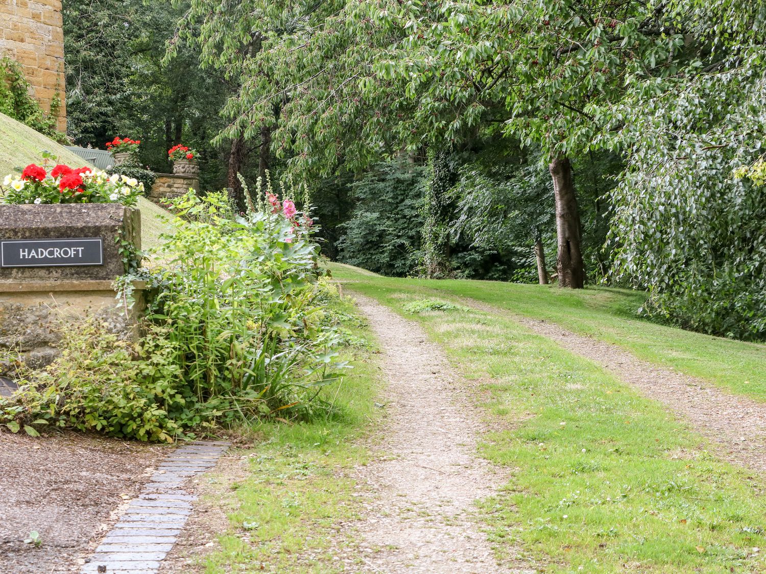 Hadcroft Cottage                     photo 32