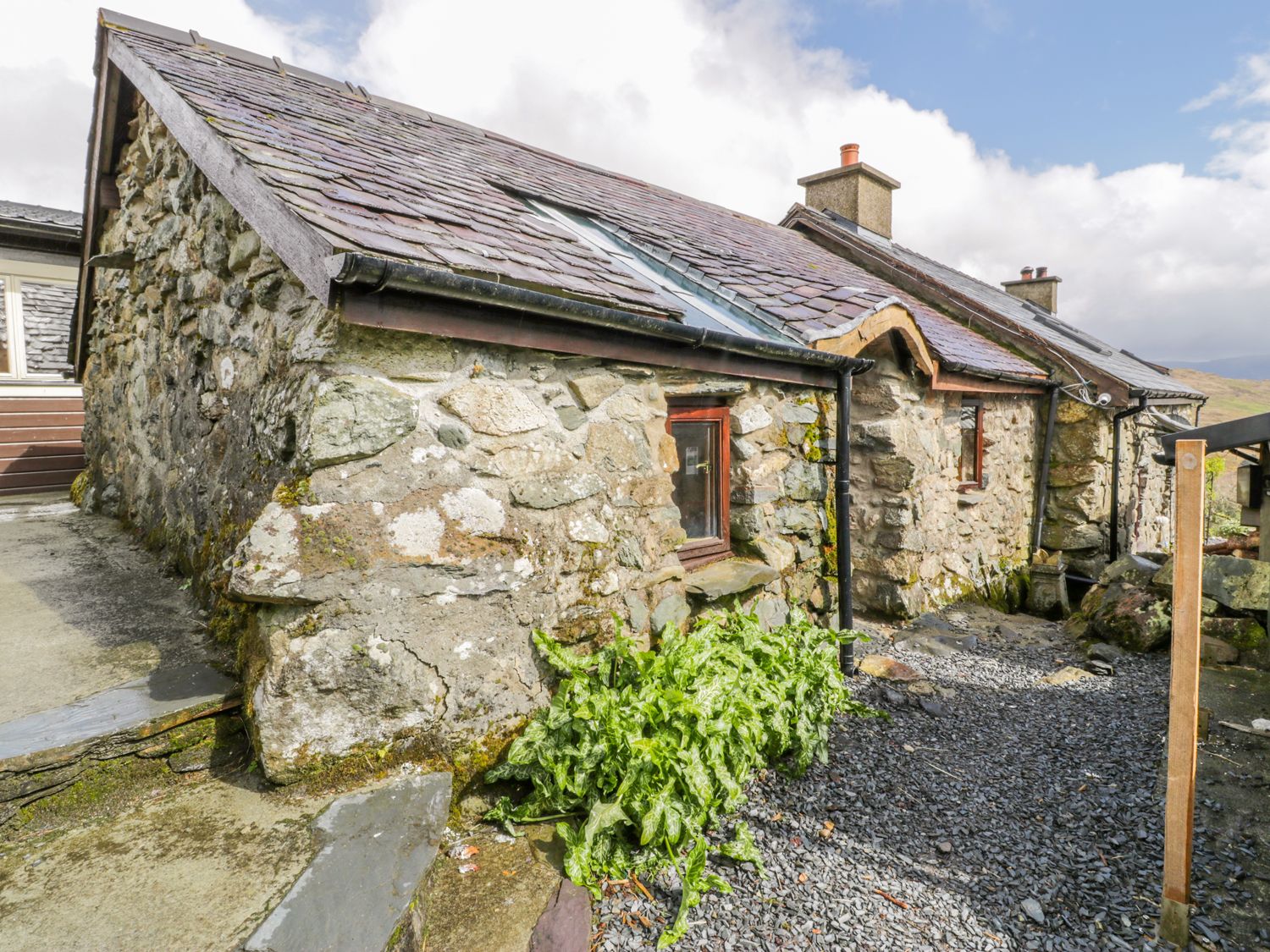 Waterfall Cottage - North Wales - 990678 - photo 1