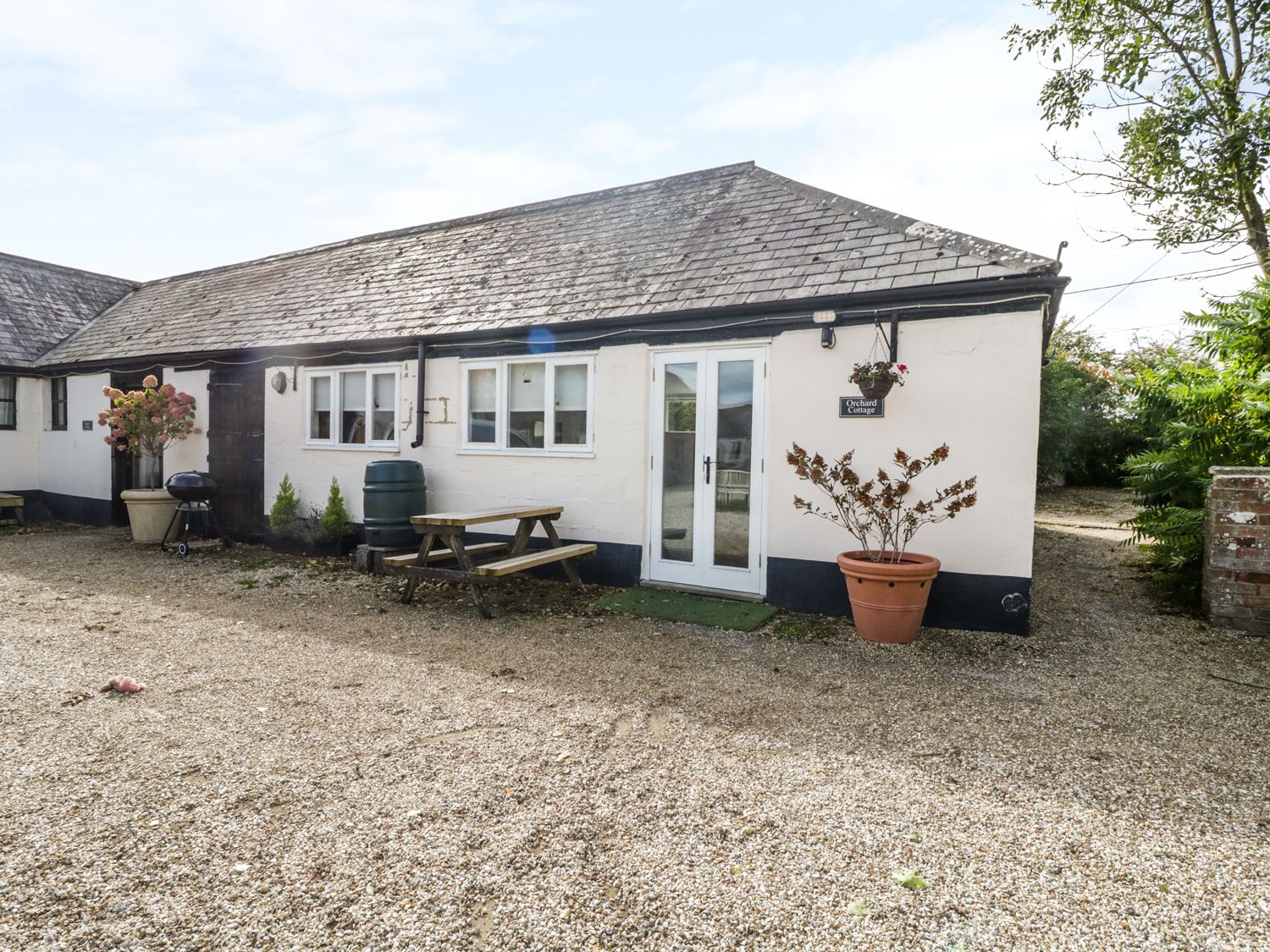 Orchard Cottage                     photo 2