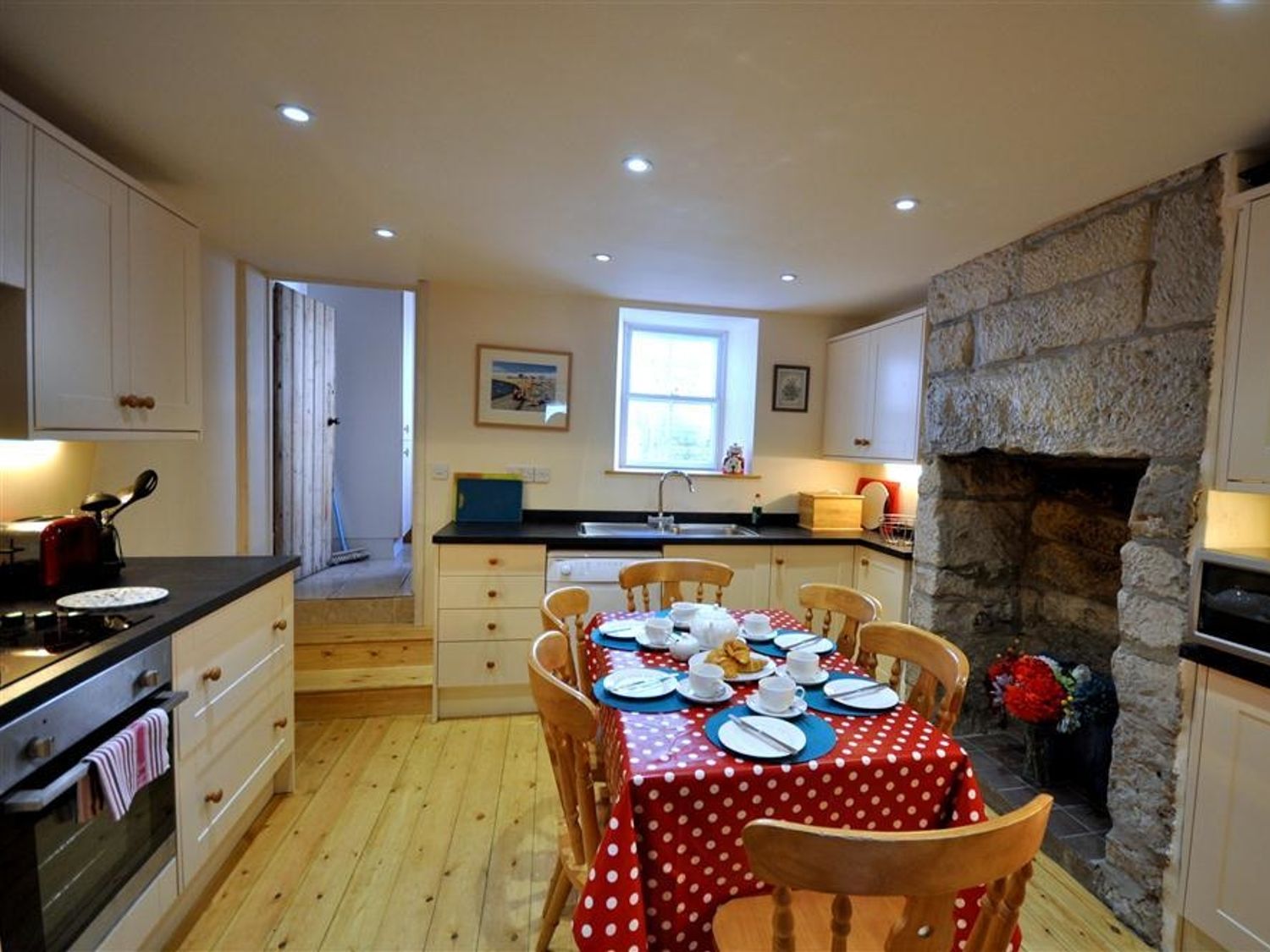 Neptune Cottage photo 2