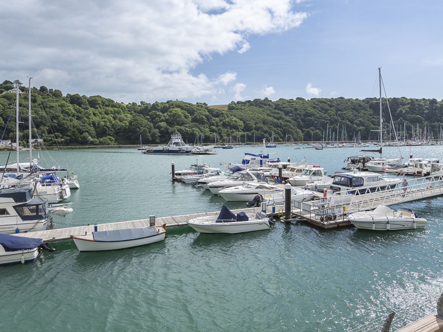 7 Dart Marina                     photo 32
