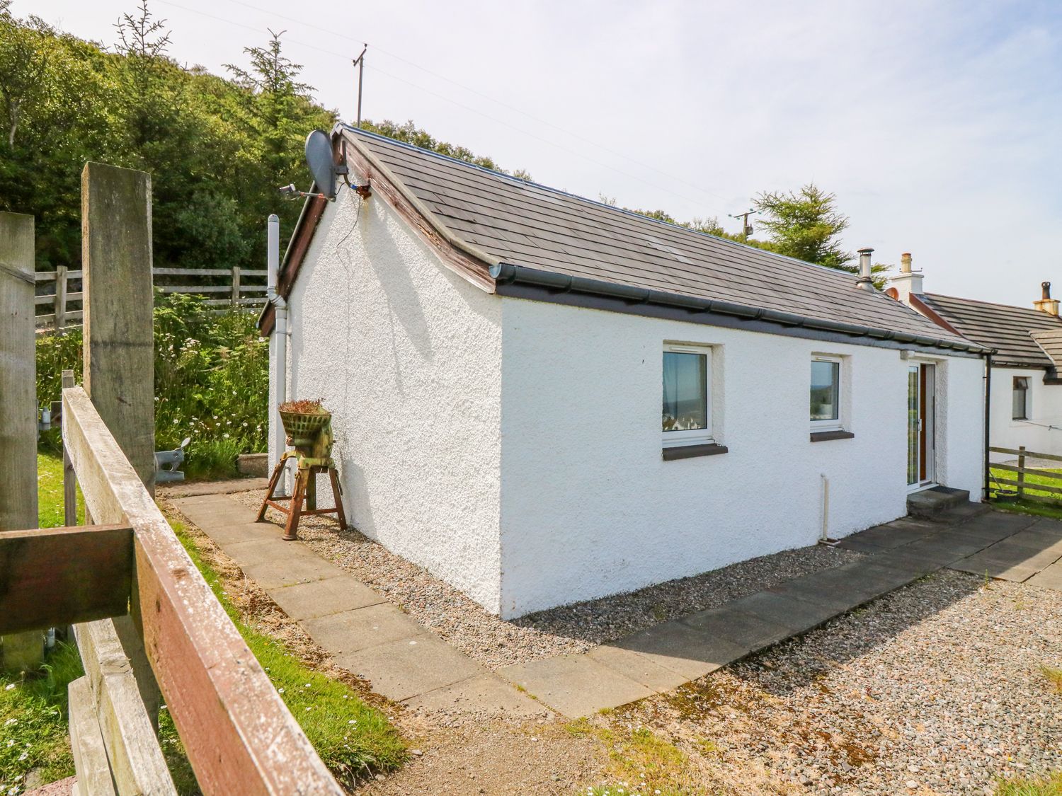 Dondie’s Kilchoan Portuairk Self Catering Holiday Cottage