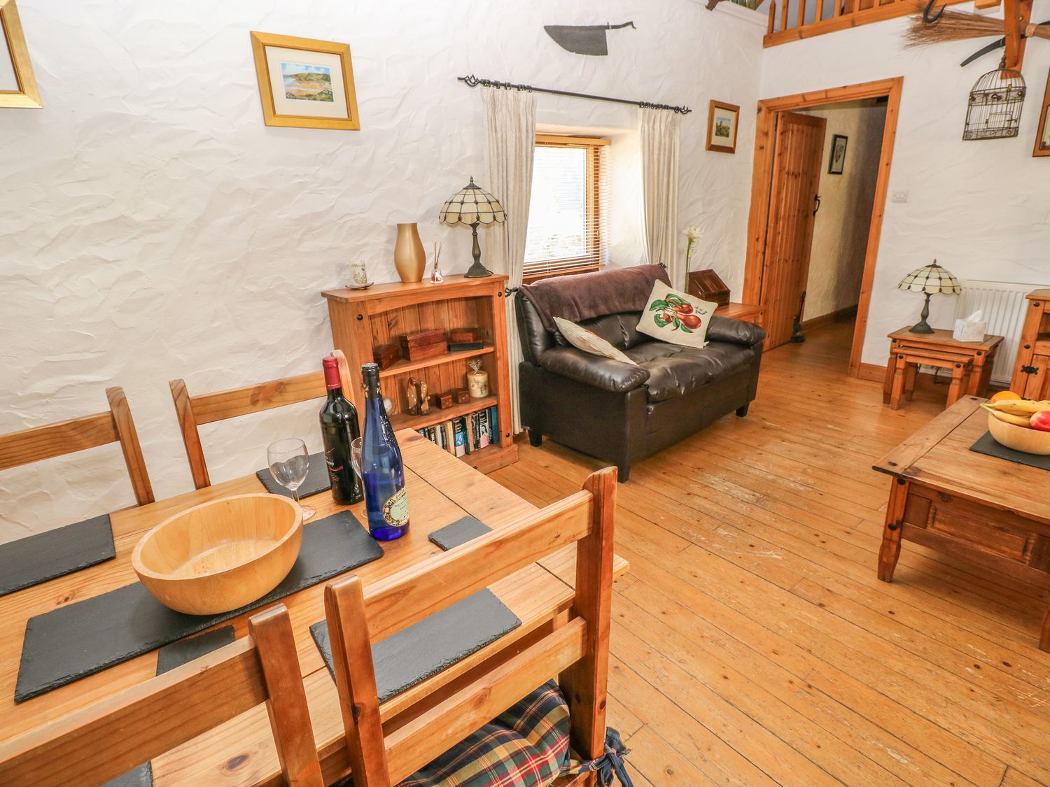 Bluebell Cottage                     photo 2