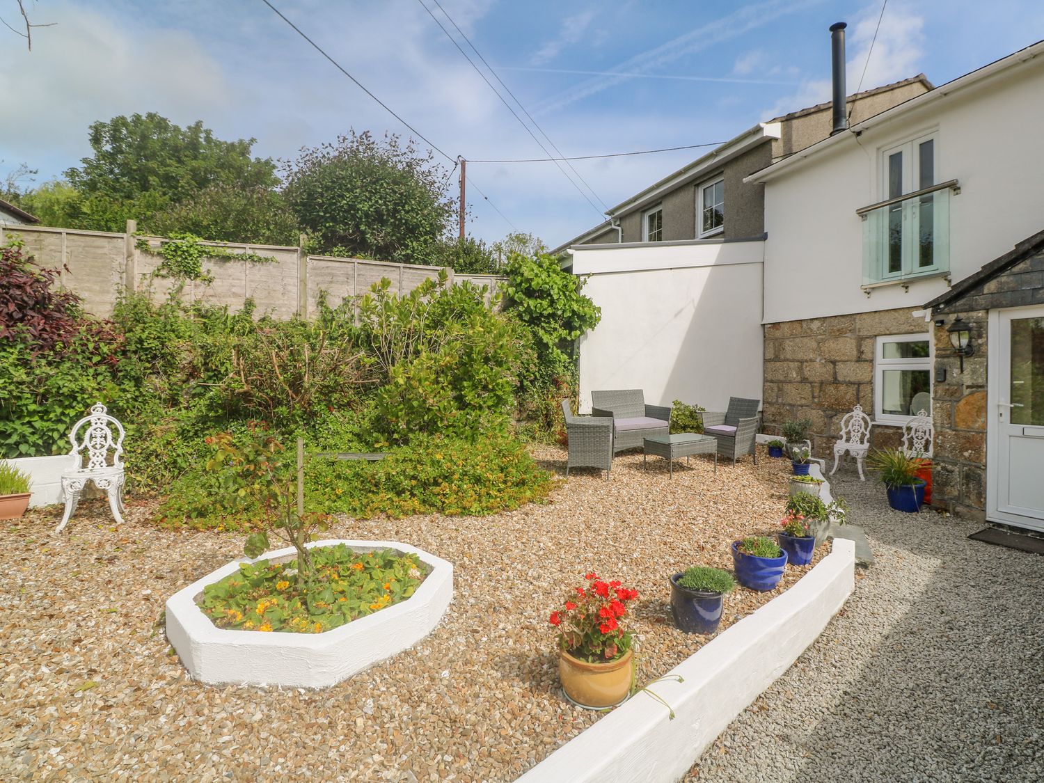 2 Riverside Cottages                     photo 2