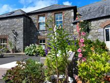 Coach House photo 1