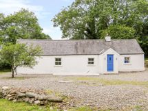 The Old White Cottage photo 1