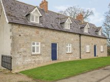 Robertson's Cottage photo 1