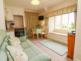 Lower Farm Annexe - Somerset & Wiltshire - 1000875 - thumbnail photo 2