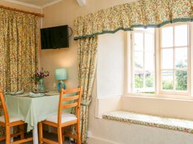Lower Farm Annexe - Somerset & Wiltshire - 1000875 - thumbnail photo 4