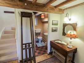 A bathroom with toilet and sink at Priors Mead Claydon near Cropredy