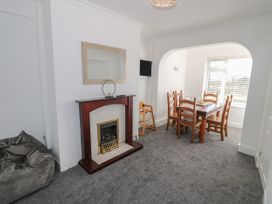 2 Bron Dwyfor - North Wales - 1001646 - thumbnail photo 5