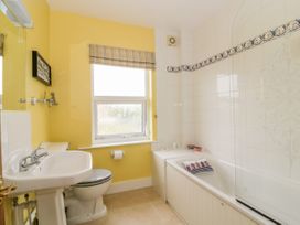 Sea View Cottage - Suffolk & Essex - 1003037 - thumbnail photo 19