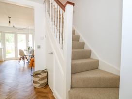 2A The Mews - Hampshire - 1003458 - thumbnail photo 12