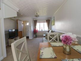 Breydon Cottage - Norfolk - 1003991 - thumbnail photo 7