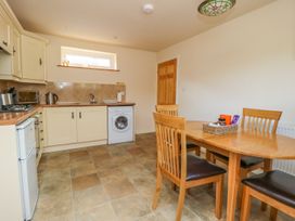 The Cottage at Manor Farm - North Yorkshire (incl. Whitby) - 1004158 - thumbnail photo 6