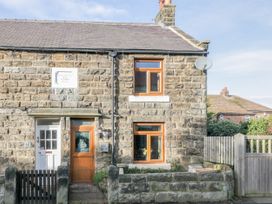 Eskside Cottage - North Yorkshire (incl. Whitby) - 1004449 - thumbnail photo 1