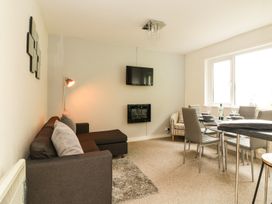 3 Dolphin Court - Devon - 1004903 - thumbnail photo 4