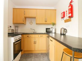 3 Dolphin Court - Devon - 1004903 - thumbnail photo 12