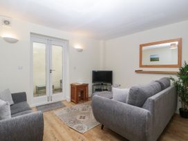 9 Malthouse Court - Somerset & Wiltshire - 1006566 - thumbnail photo 6