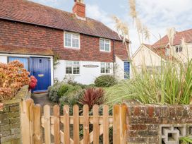 Fisherman's Cottage - Kent & Sussex - 1008183 - thumbnail photo 1