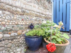 Blue Cottage - Anglesey - 1008725 - thumbnail photo 16