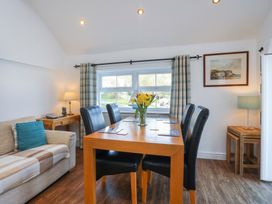 3 The Coach House - Penthouse Apartment - Anglesey - 1008782 - thumbnail photo 7