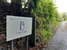 Talfan Cottage - Anglesey - 1009023 - thumbnail photo 34
