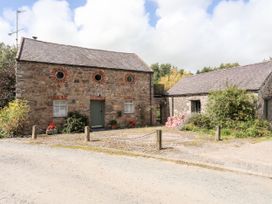 Vine Tree Barn - Anglesey - 1009100 - thumbnail photo 2