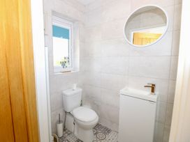 6 Yarmouth Cottages - Isle of Wight & Hampshire - 1010453 - thumbnail photo 17