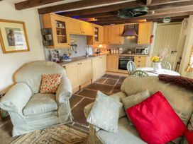 Old Stables Cottage - North Yorkshire (incl. Whitby) - 1010832 - thumbnail photo 4