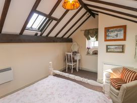 Old Stables Cottage - North Yorkshire (incl. Whitby) - 1010832 - thumbnail photo 11