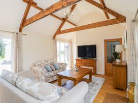 Golden Valley Barn - Cotswolds - 1011610 - thumbnail photo 3
