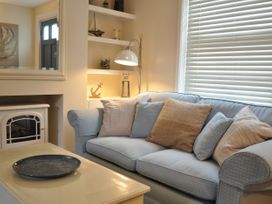 Starboard Light - Hampshire - 1012747 - thumbnail photo 3