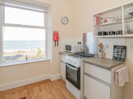 Llys Madoc, First Floor Flat - North Wales - 1014017 - thumbnail photo 9