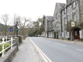 Llys Madoc, Basement Apartment - North Wales - 1014915 - thumbnail photo 31