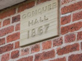 Conquer Hall - Mid Wales - 1014925 - thumbnail photo 3