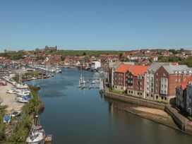 Marina Apartment - North Yorkshire (incl. Whitby) - 1015243 - thumbnail photo 1