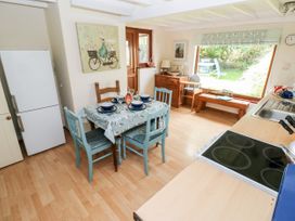 2 Strand Cottages - South Wales - 1015605 - thumbnail photo 6
