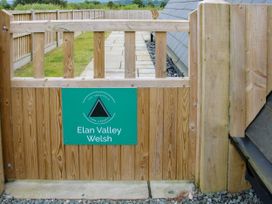 Elan Valley Welsh - The Sheepfold - Mid Wales - 1016592 - thumbnail photo 2