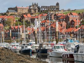 Quayside Haven - North Yorkshire (incl. Whitby) - 1016636 - thumbnail photo 23