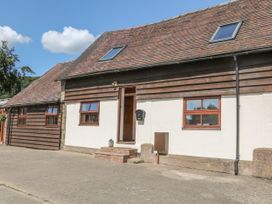 Old Hall Barn 3 - Shropshire - 1017755 - thumbnail photo 2
